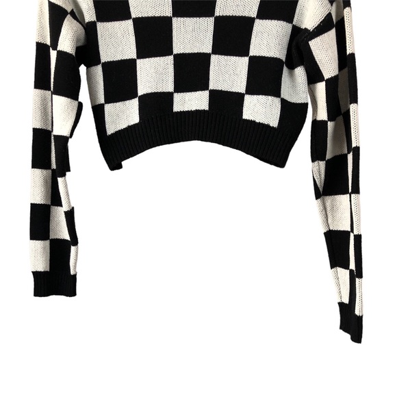SWEATER - Women's BP. Black And White Checkerboard Cropped Sweater. Size XS - Picture 5 of 13